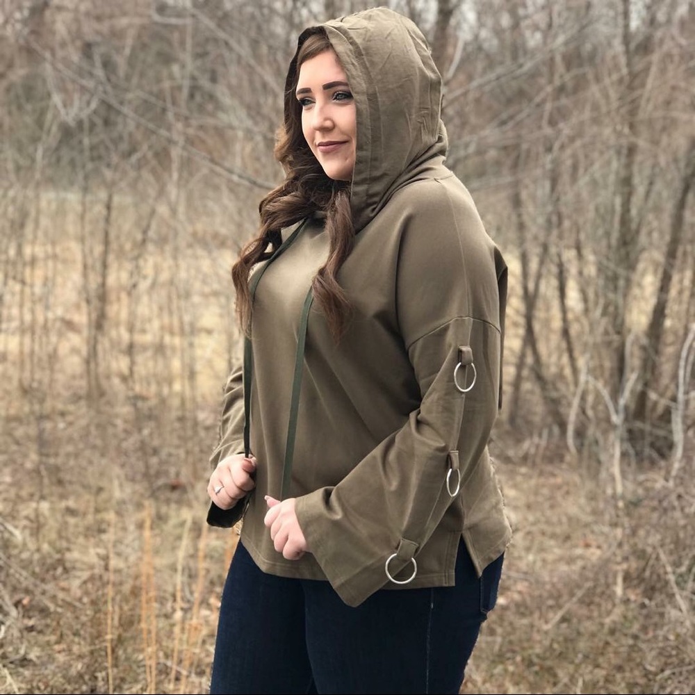 Trendy Hooded Sweatshirt